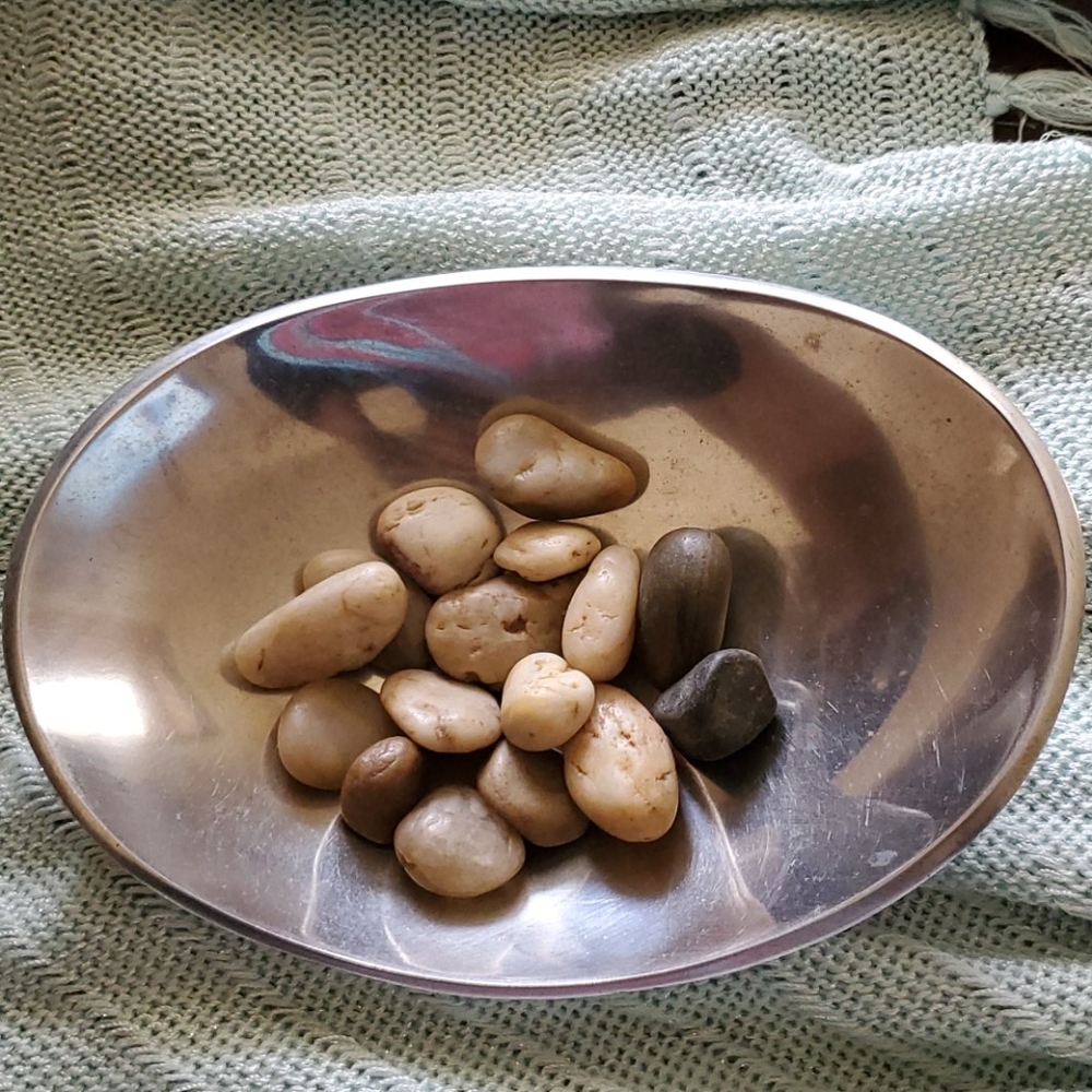 Decorative dish 8"